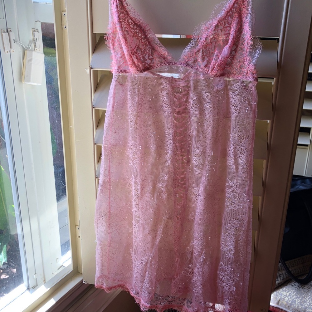 VINTAGE VICTORIAS SECRET SLIP - Picture 5 of 7